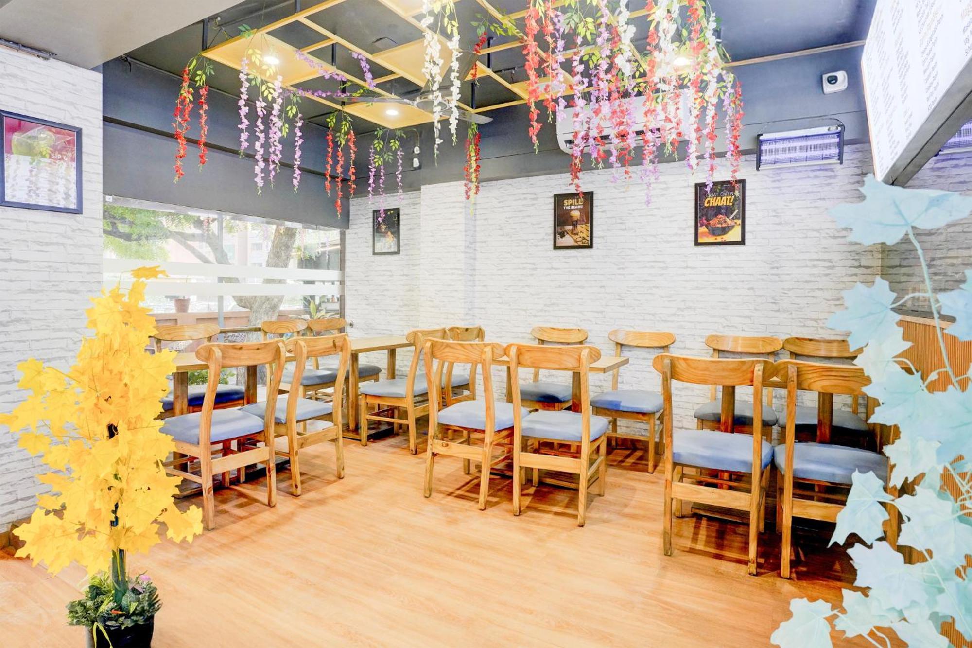 Palette- Siddharth Inn Гандинагар Экстерьер фото