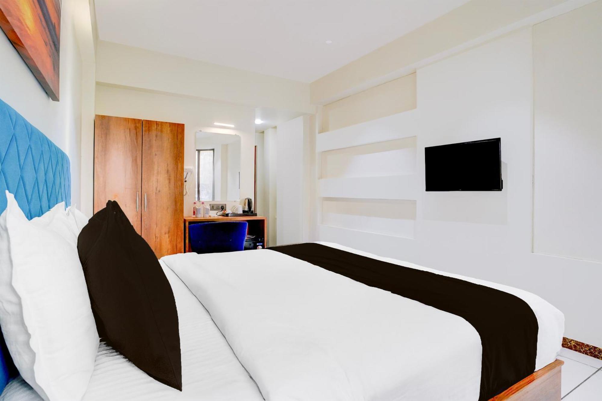 Palette- Siddharth Inn Гандинагар Экстерьер фото