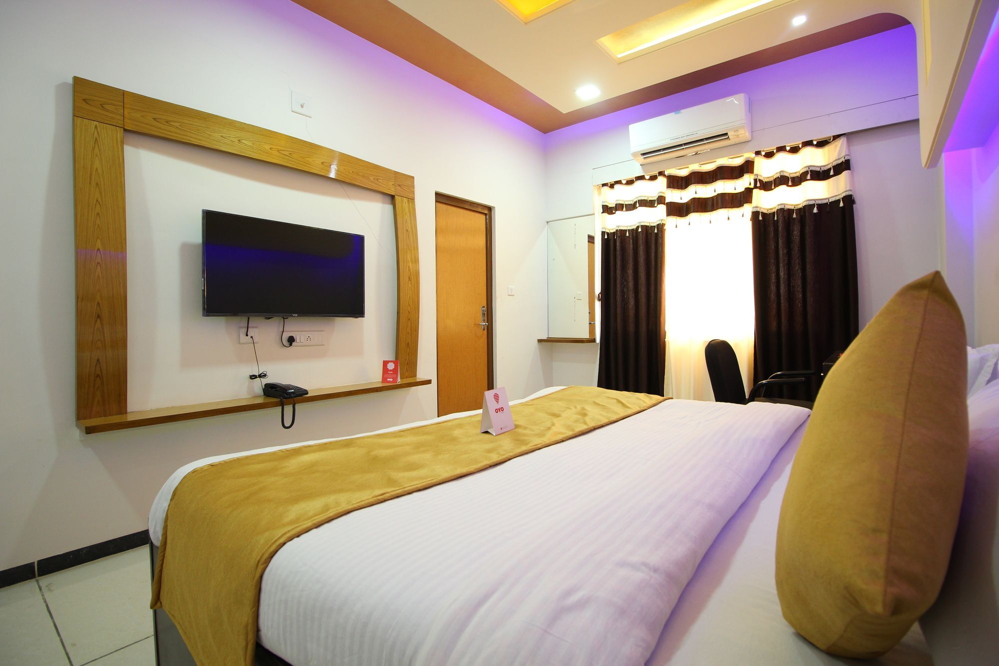 Palette- Siddharth Inn Гандинагар Экстерьер фото